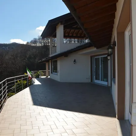 Apartament Il Girasole Meina