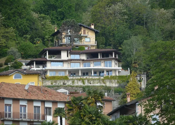 Il Girasole Apartament Meina